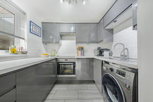 Kitchen- click for photo gallery